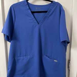 FIGS Women’s Winning Blue Casma. Limited Edition